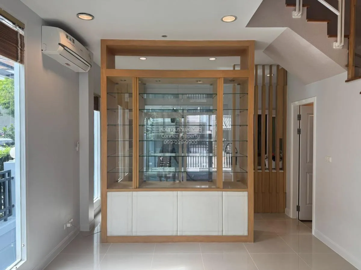 For Rent Townhouse/Townhome  , Baan Klang Muang Urbanion Rama 9 - 2