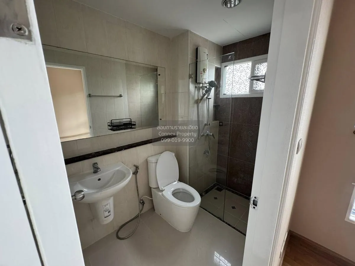 For Rent Townhouse/Townhome  , Baan Klang Muang Urbanion Rama 9 -