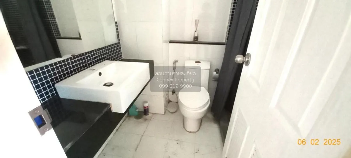 ขายคอนโด  เดอะ ไรส์ บี ชลบุรี เสม็ด เมืองชลบุรี ชลบุรี CX-130187