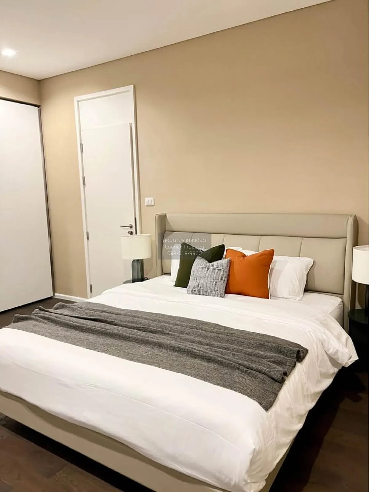 For Rent Condo , The Saint Residences , nice view , high floor , 