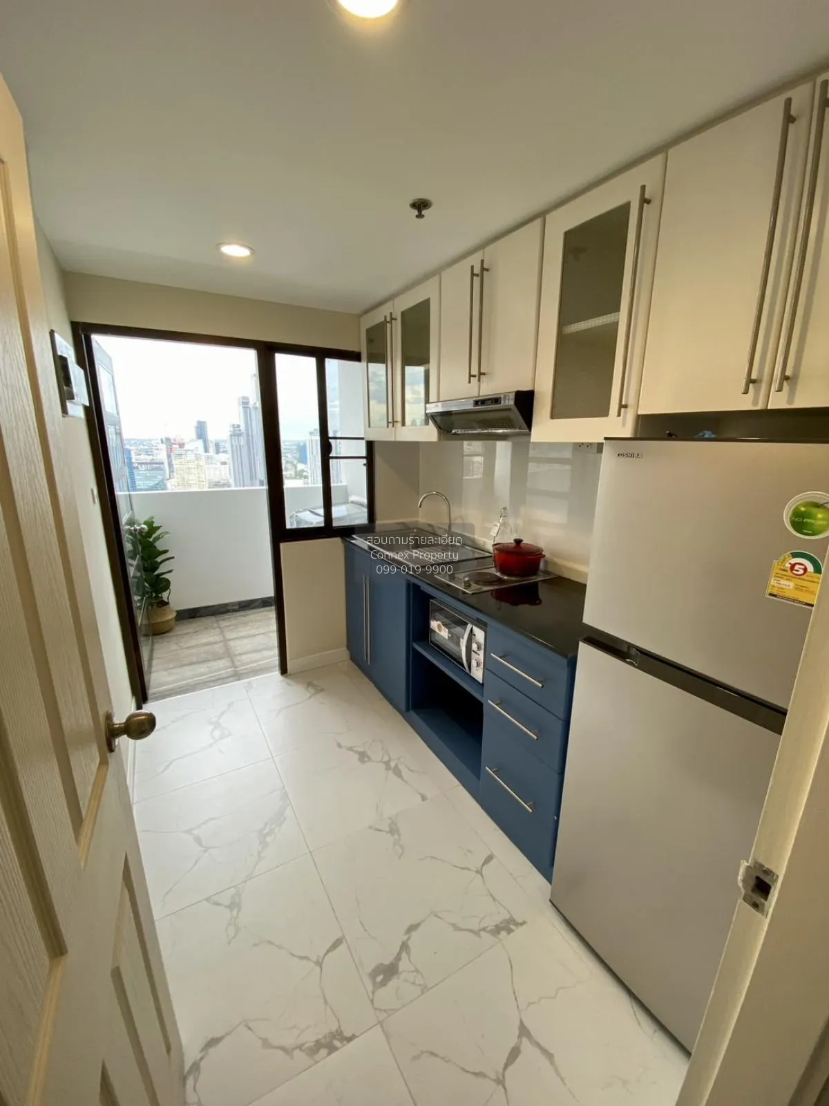 เช่าคอนโด  ท๊อปวิว ทาวเวอร์ BTS-ทองหล่อ คลองตันเหนือ เขต วัฒนา กร