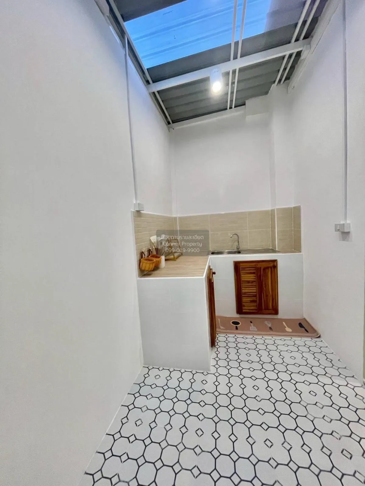 For Sale Townhouse/Townhome  , Baan Buathong 1 , newly renovated 