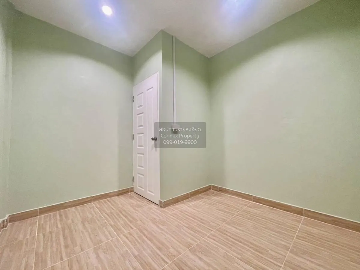 For Sale Townhouse/Townhome  , Baan Buathong 1 , newly renovated 