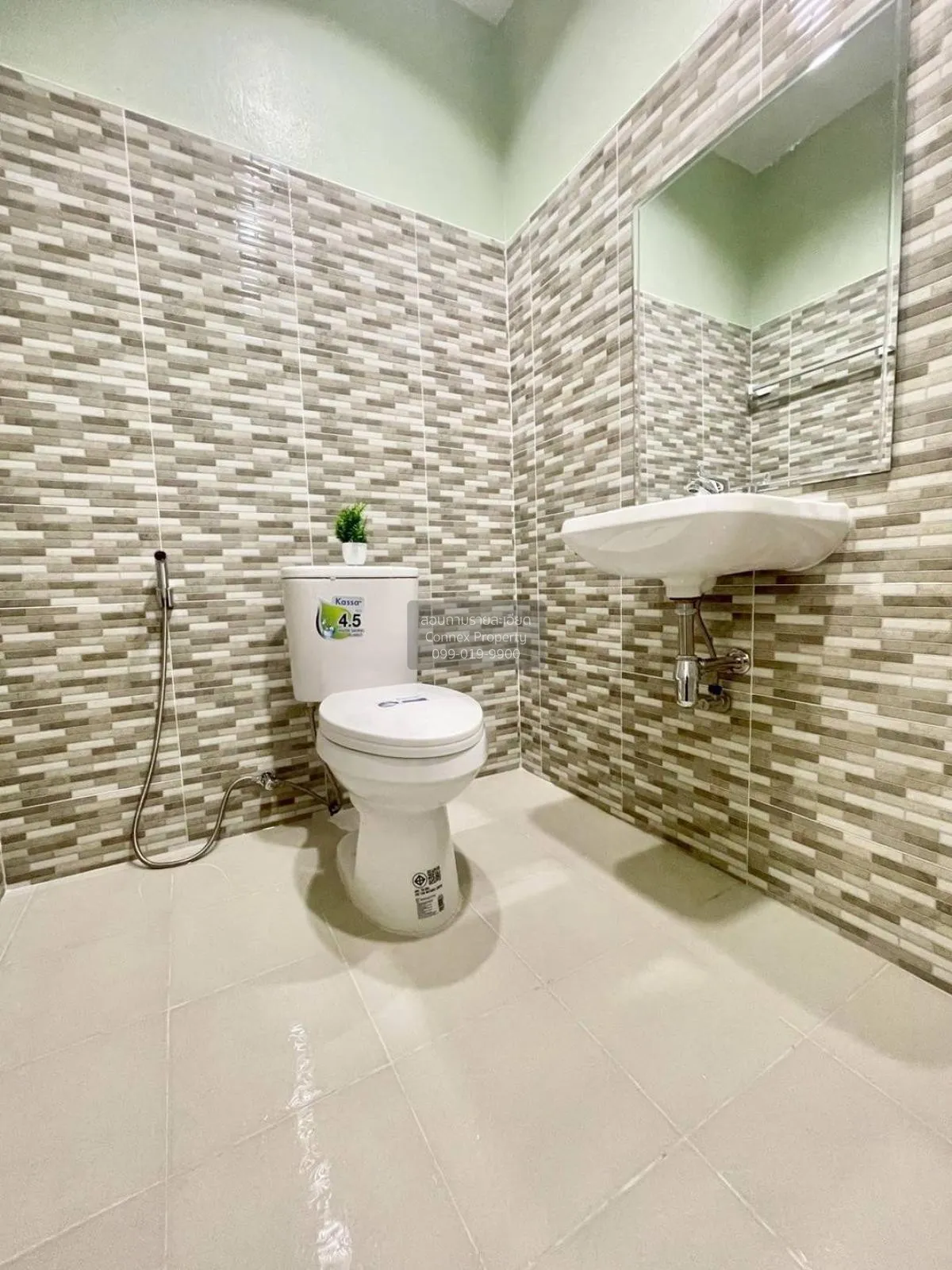 For Sale Townhouse/Townhome  , Baan Buathong 1 , newly renovated 