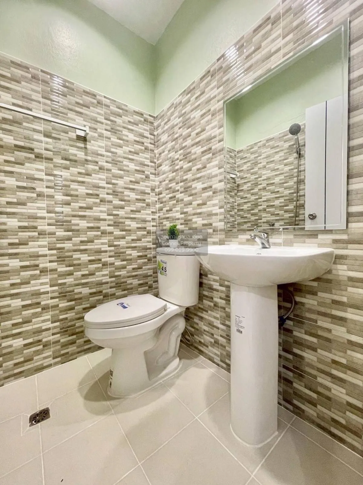 For Sale Townhouse/Townhome  , Baan Buathong 1 , newly renovated 