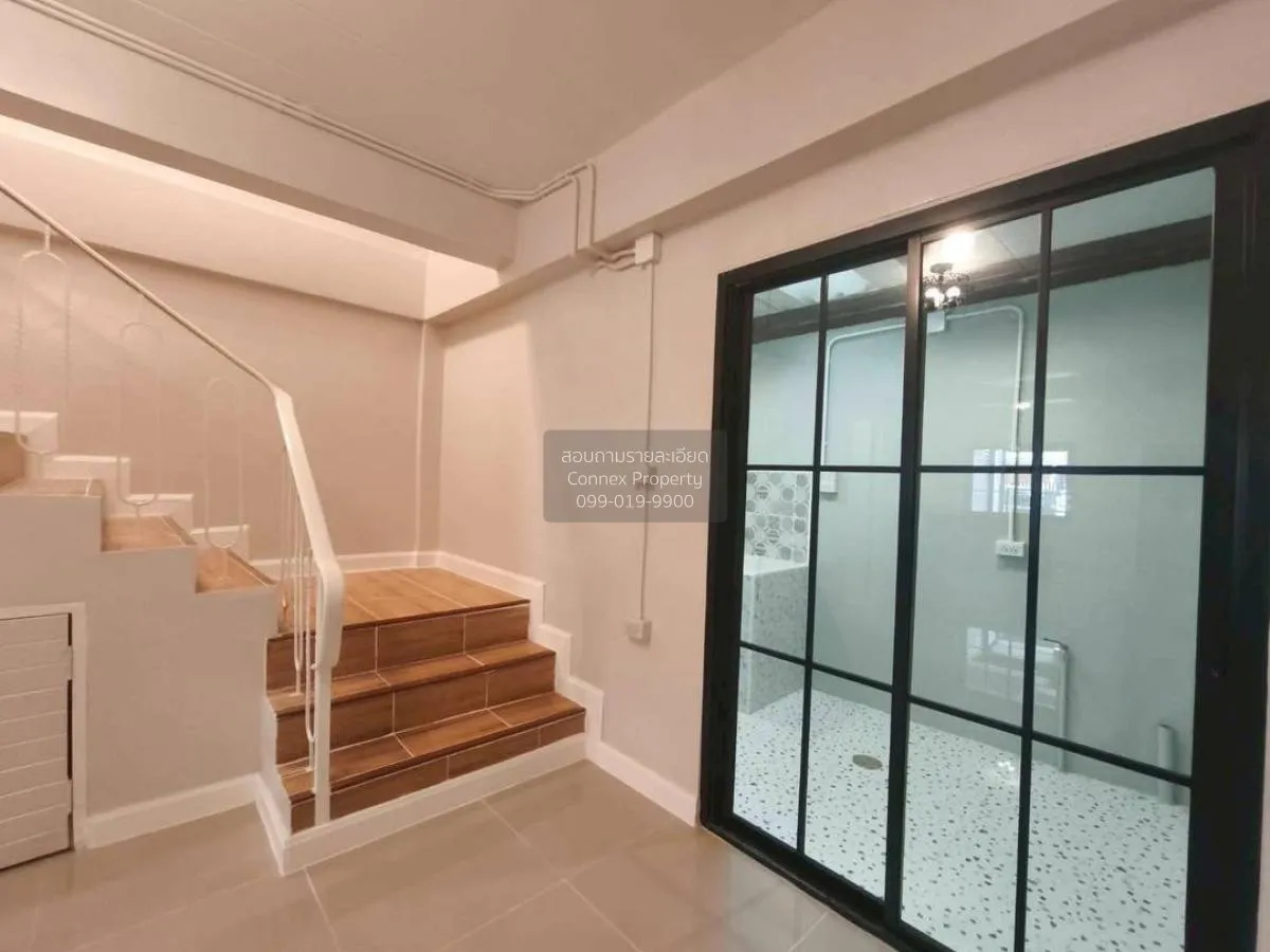 For Sale Townhouse/Townhome  , Por. Pasuk Nives , newly renovated