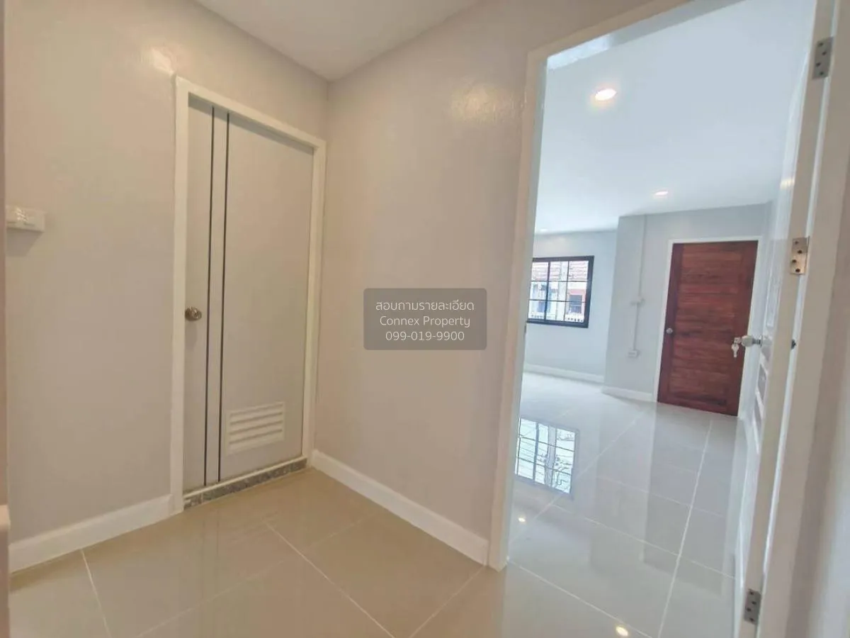 For Sale Townhouse/Townhome  , Por. Pasuk Nives , newly renovated