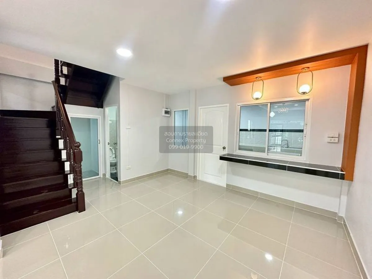 ขายทาวน์เฮ้าส์/ทาวน์โฮม  บัวทองธานี พาร์ค รีโนเวทใหม่ บางบัวทอง บ