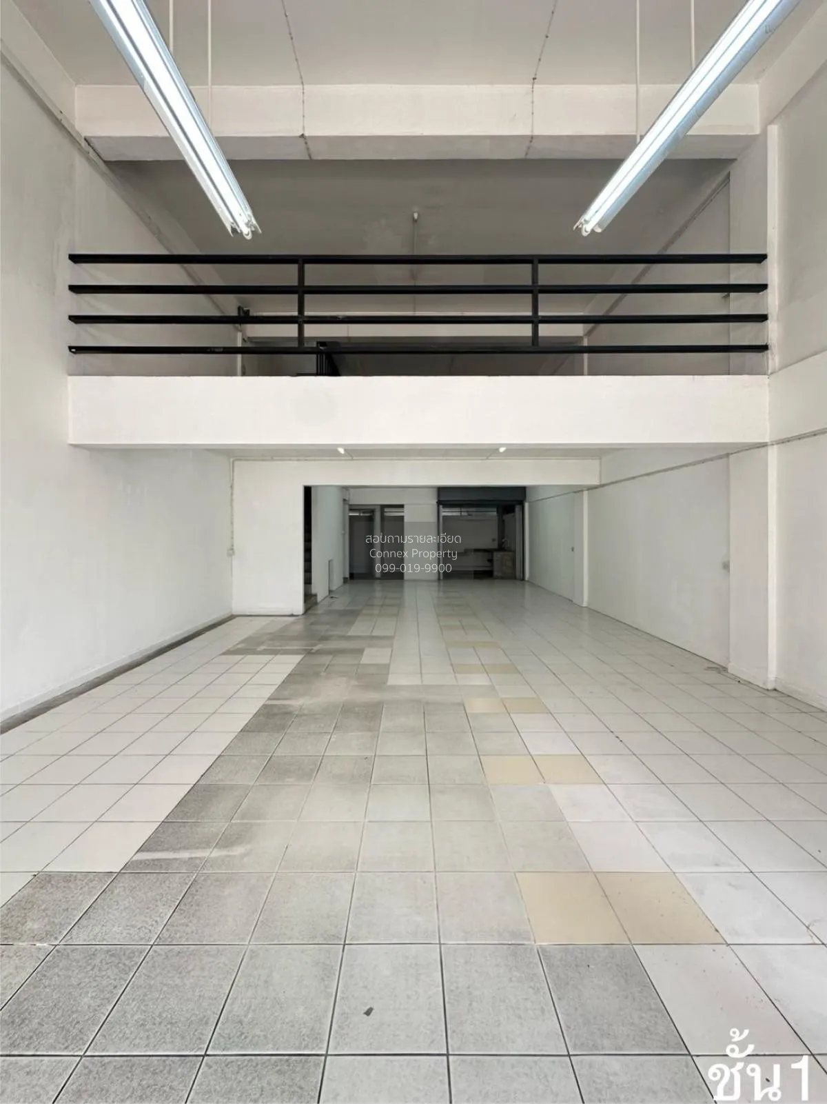 เช่าทาวน์โฮม 5 ชั้น ถนนพระราม 3 บางโพงพาง เขต ยานนาวา กรุงเทพ CX- 3