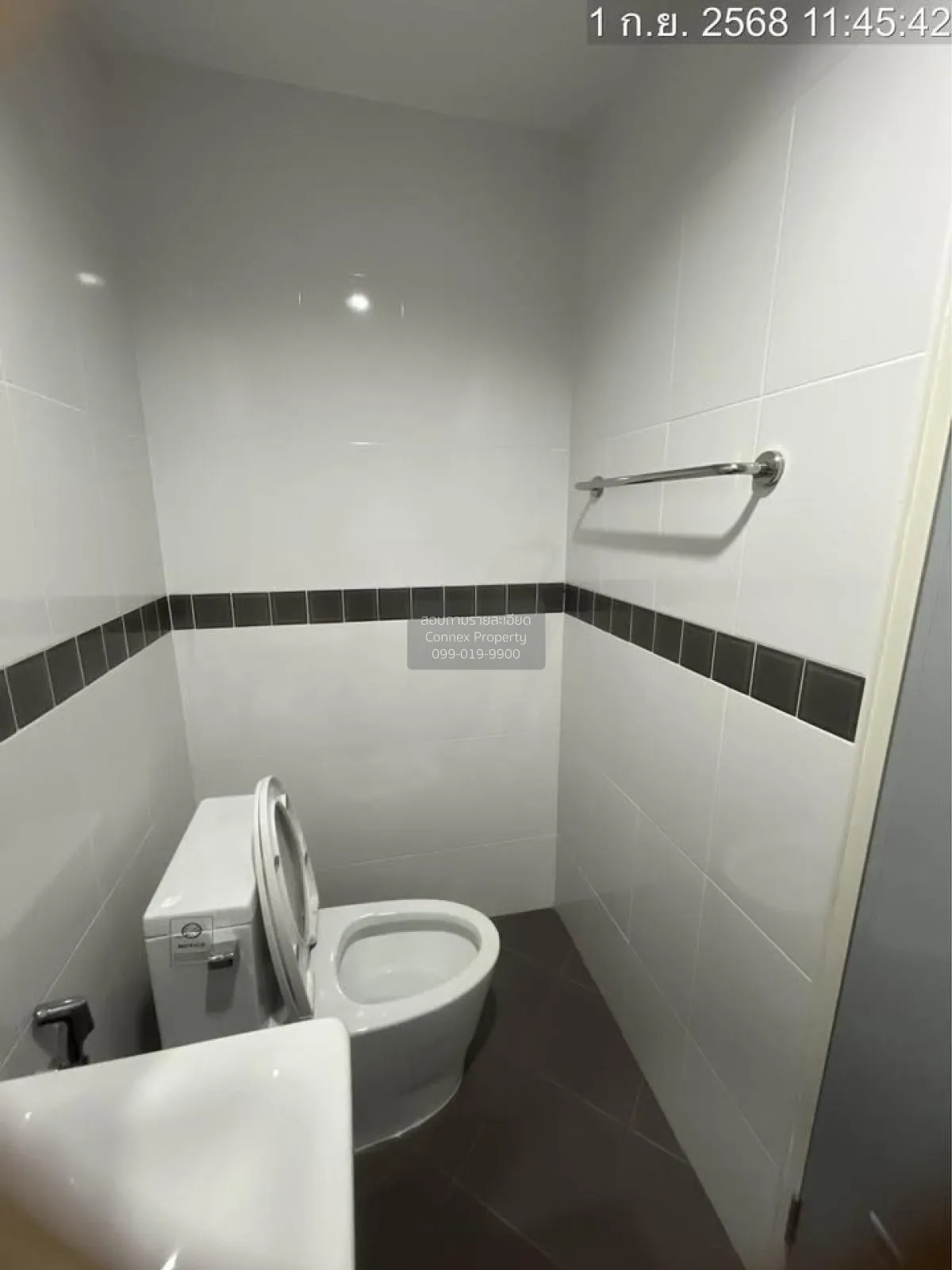 เช่าทาวน์เฮ้าส์/ทาวน์โฮม  นนท์ธารา 5 ปลายบาง บางกรวย นนทบุรี CX-1