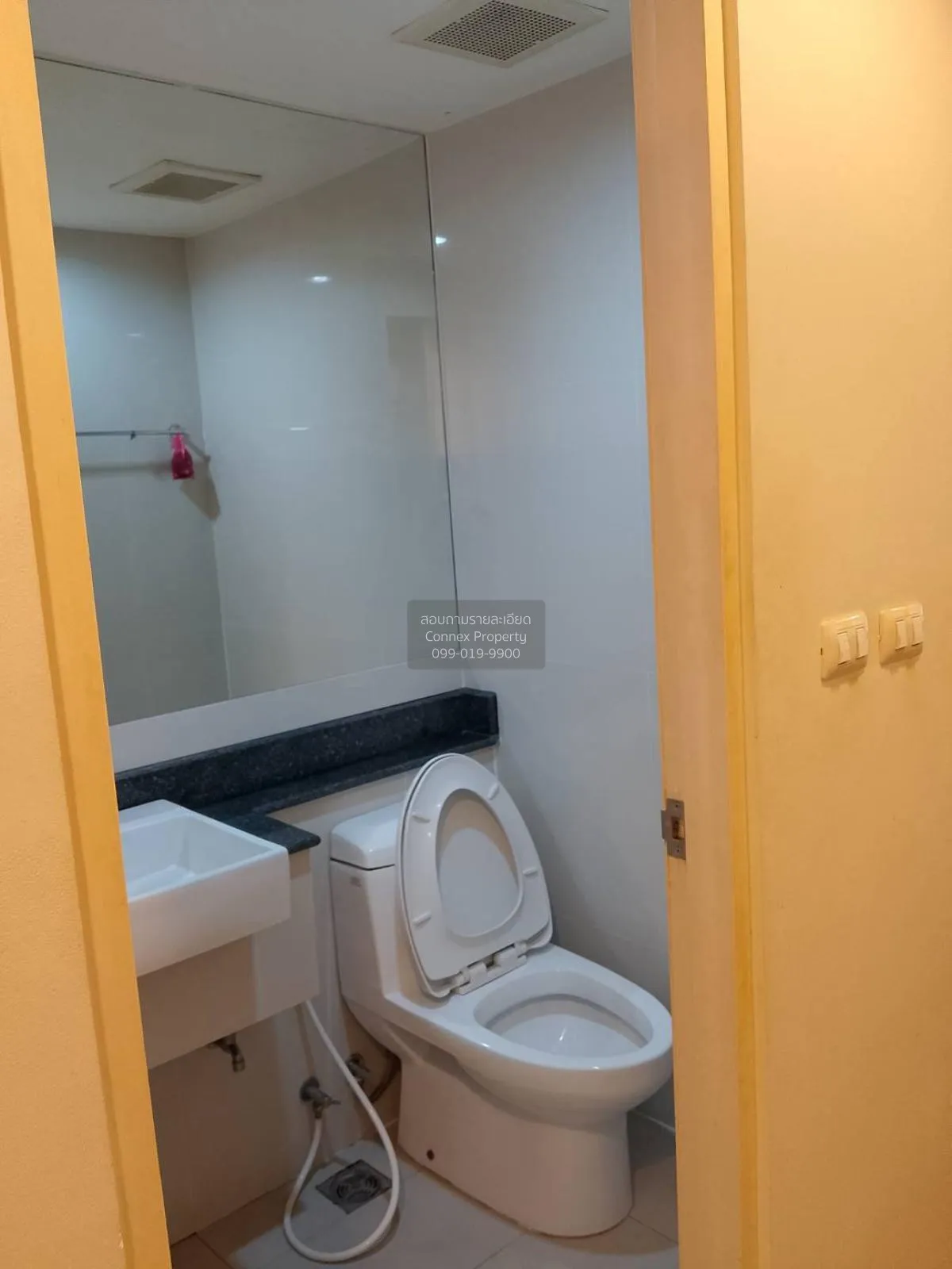 เช่าคอนโด  เดอะ คริส รัชดา 17 MRT-สุทธิสาร ดินแดง เขต ดินแดง กรุง