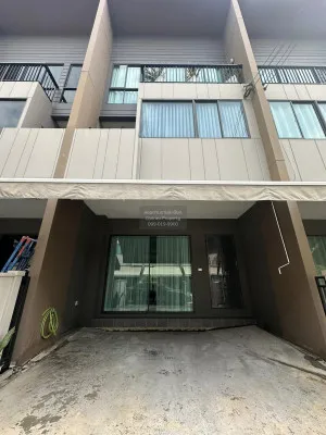 เช่าทาวน์เฮ้าส์/ทาวน์โฮม  บ้านกลางเมือง บางนา - วงแหวน ดอกไม้ เขต ประเวศ กรุงเทพ CX-130502