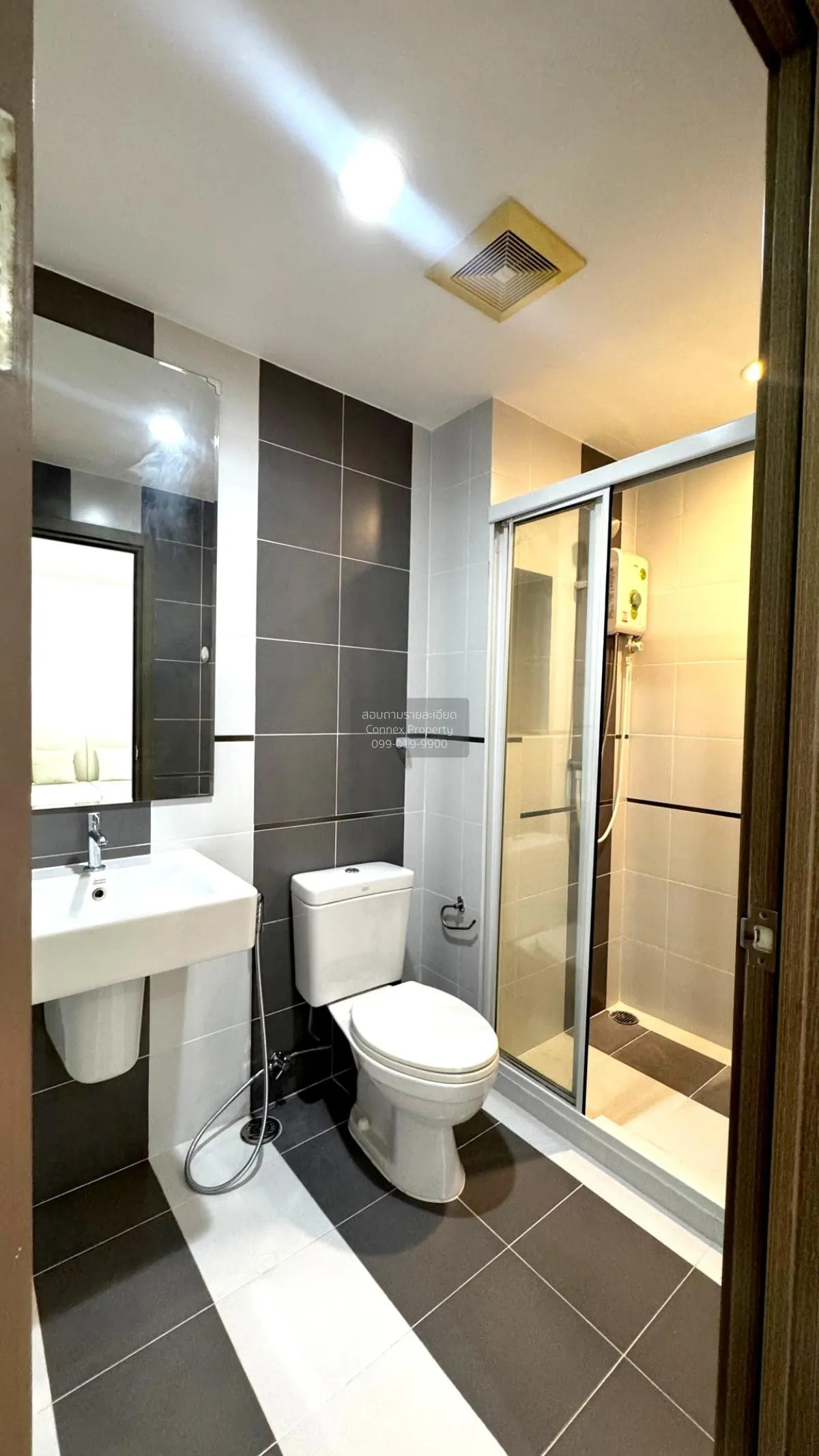 ขายคอนโด  เดอะ เบส สุขุมวิท 77 BTS-อ่อนนุช พระโขนงเหนือ เขต วัฒนา