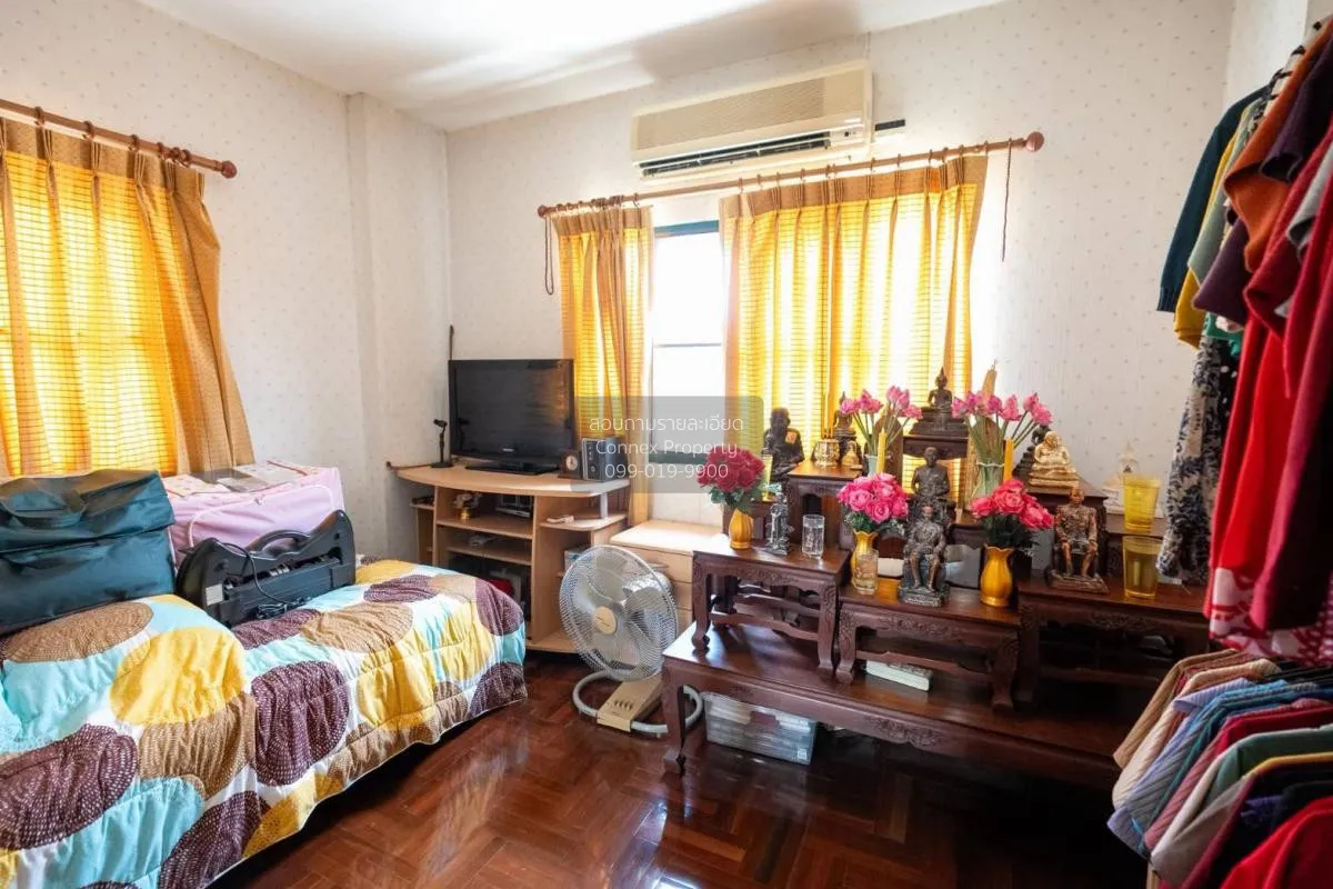 For Sale House , Arena Park Chuan Chuen City , wide frontage , Th