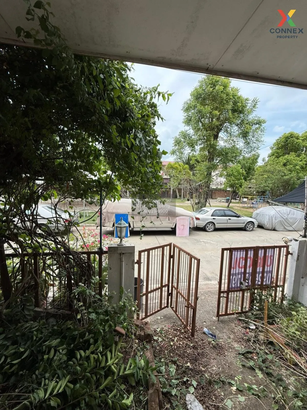 ขายทาวน์เฮ้าส์/ทาวน์โฮม  กานดา บ้านริมคลอง 2 พันท้ายนรสิงห์ เมือง 2