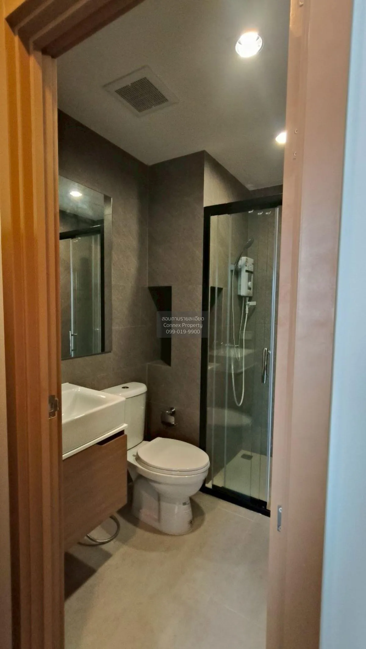 For Rent Condo , The Livin Ramkhamhaeng  , MRT-Lam Sali , Hua Mak