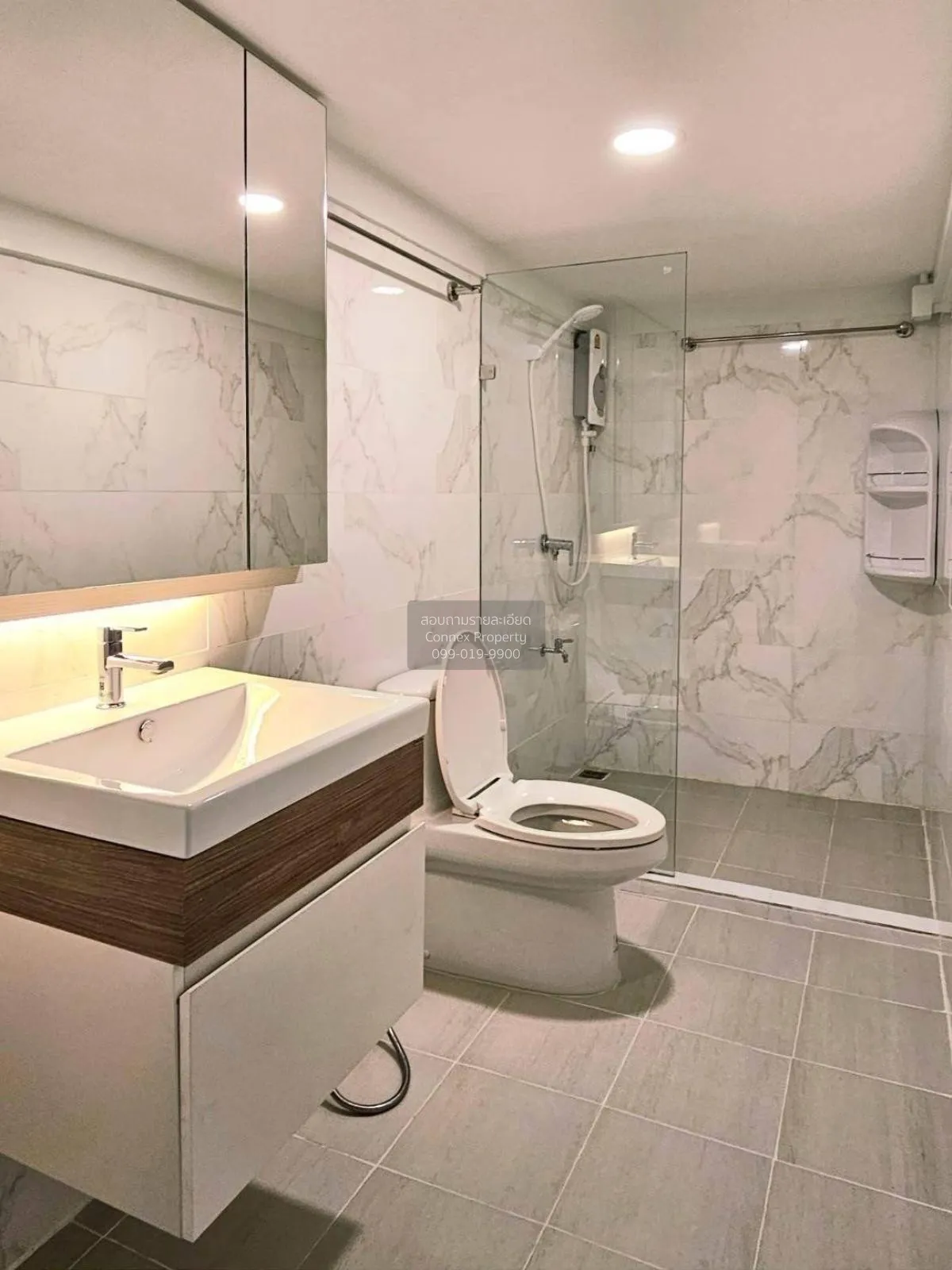 เช่าทาวน์โฮม 3 ชั้น สุขุมวิท 54 รีโนเวทใหม่ พระโขนง เขต พระโขนง ก