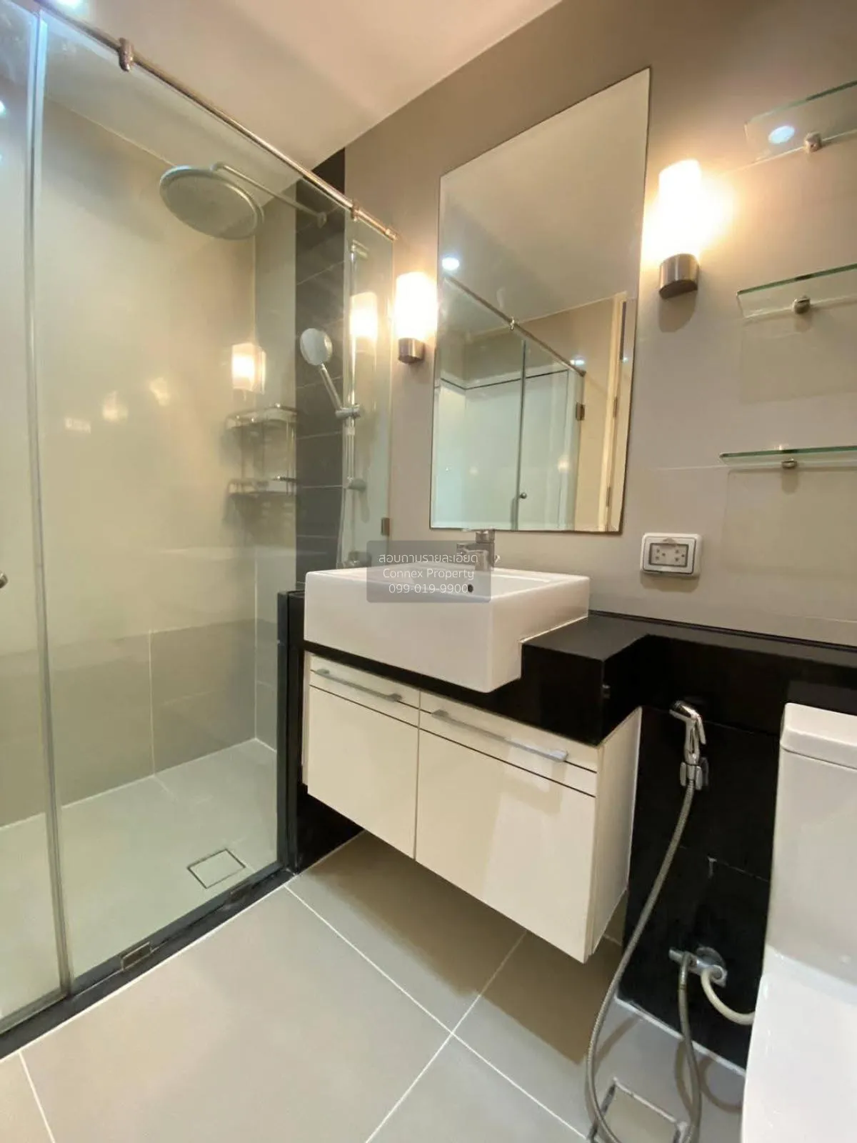 เช่าคอนโด  ศุภาลัย พรีเมียร์ แอท อโศก MRT-เพชรบุรี บางกะปิ เขต ห้