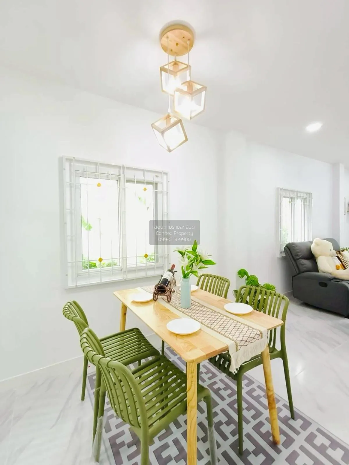 ขายทาวน์เฮ้าส์/ทาวน์โฮม  อาร์เค พาร์ค รามอินทรา-ซาฟารี ห้องมุม รี