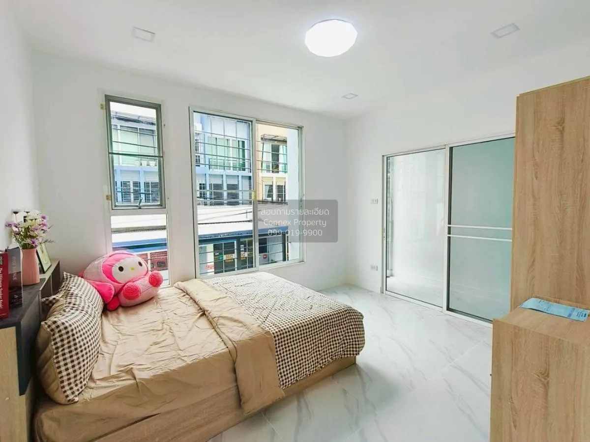 ขายทาวน์เฮ้าส์/ทาวน์โฮม  อาร์เค พาร์ค รามอินทรา-ซาฟารี ห้องมุม รี