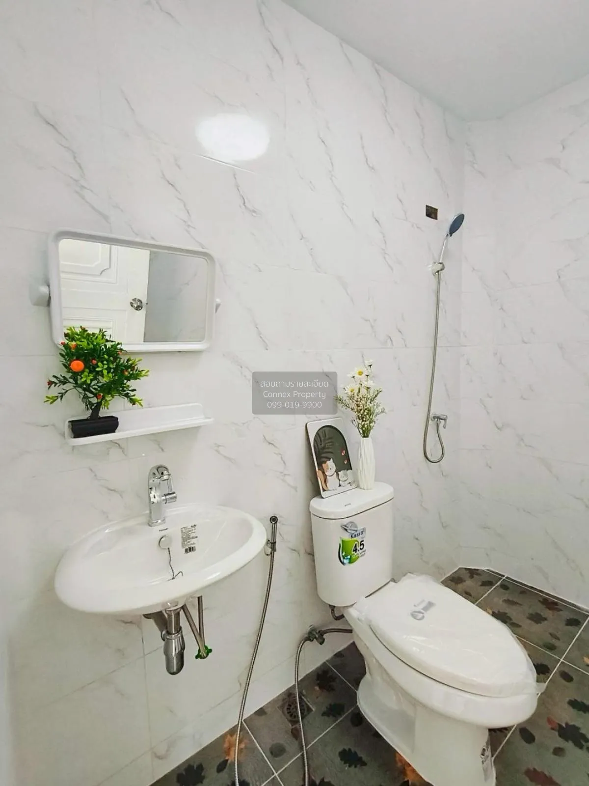 ขายทาวน์เฮ้าส์/ทาวน์โฮม  อาร์เค พาร์ค รามอินทรา-ซาฟารี ห้องมุม รี