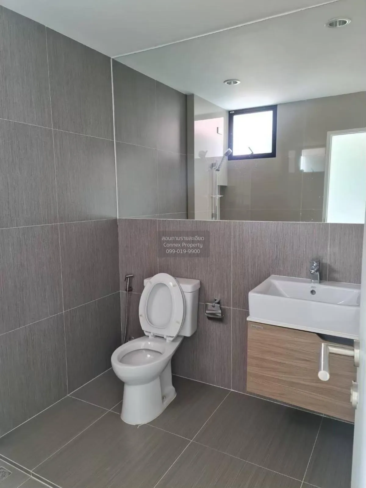 ขายทาวน์เฮ้าส์/ทาวน์โฮม  เนอวานา ดีฟายน์ พระราม 9 สวนหลวง เขต สวน