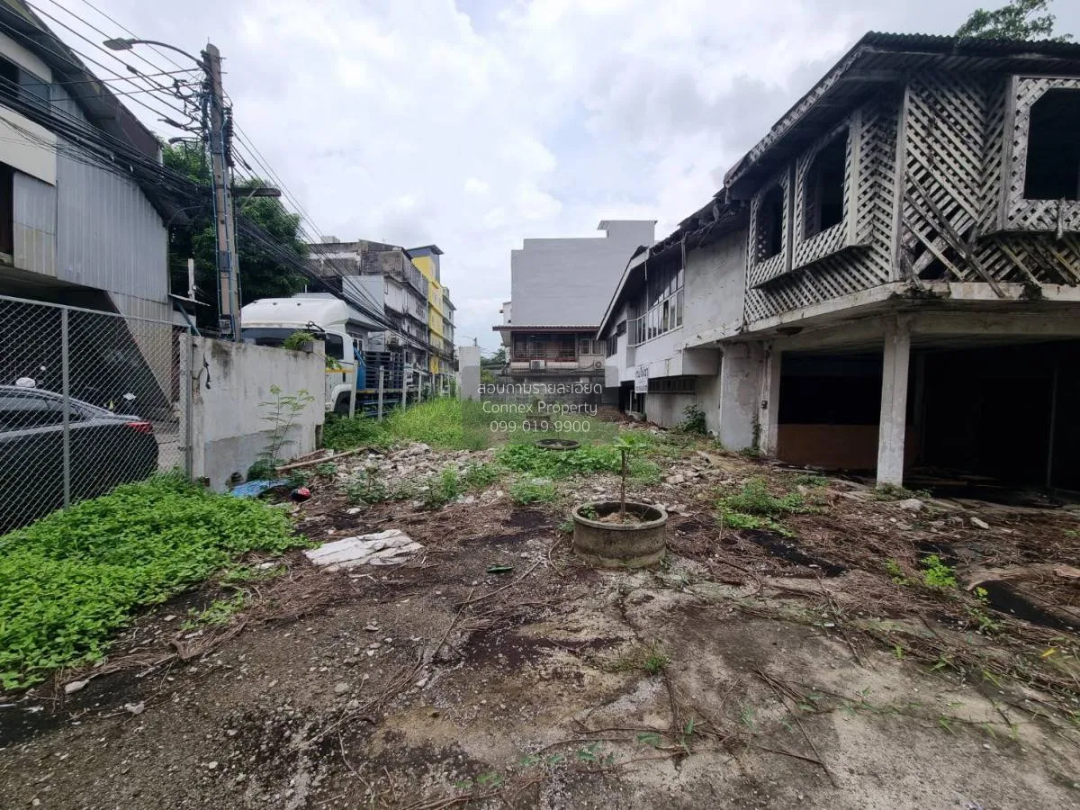 ขายที่ดินพร้อมสิ่งปลูกสร้างบางกะปิ บางกะปิ เขต บางกะปิ กรุงเทพ CX 3