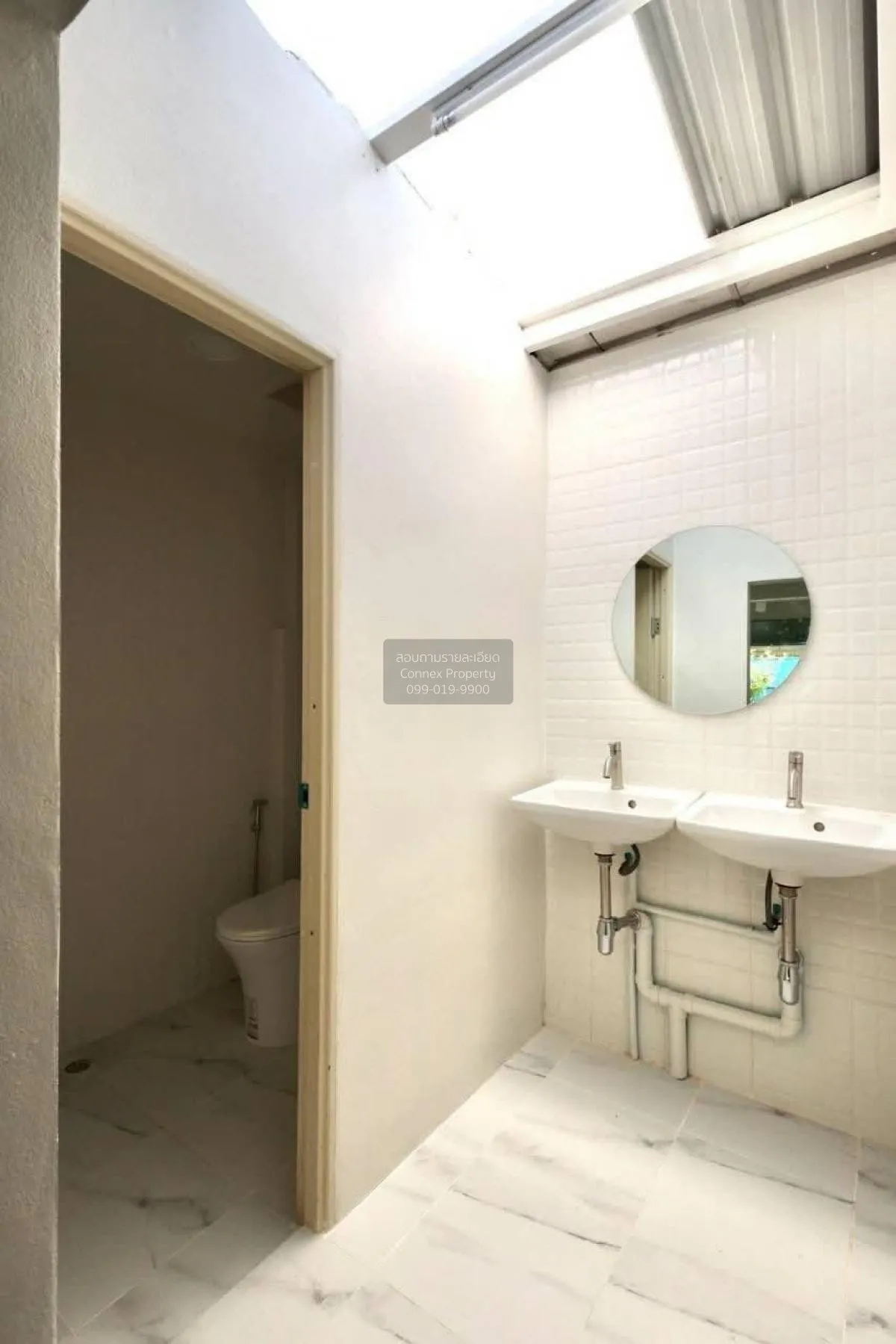 For Rent Townhome for rent, Sathon 11 , newly renovated , Yannawa