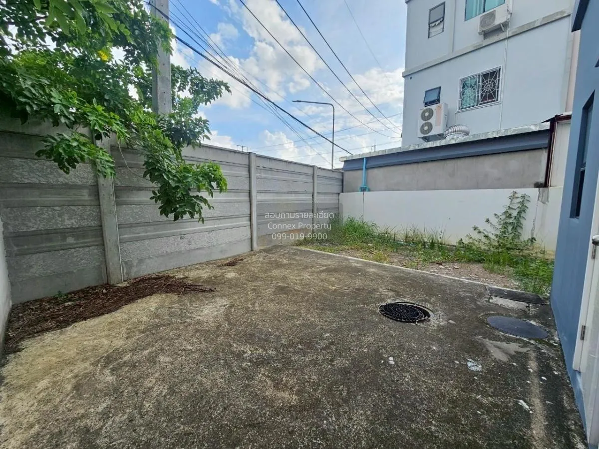 เช่าอาคารพาณิชย์  เดอะ คอนเนค บริซทาวน์ กรุงเทพ - ปทุมธานี บางเดื