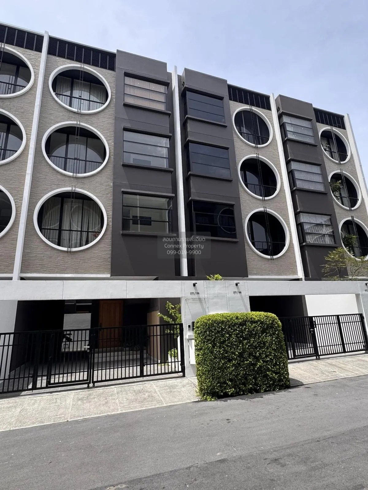 ขายทาวน์เฮ้าส์/ทาวน์โฮม  โนเบิล เคิร์ฟ เอกมัย - รามอินทรา MRT-ลาด 1