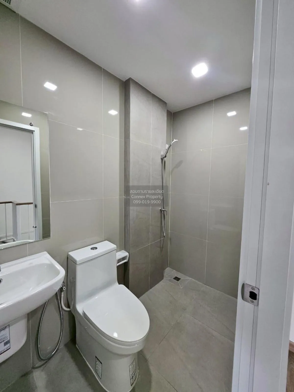 For Rent Townhouse/Townhome  , The Connect Minburi Station - Nimi