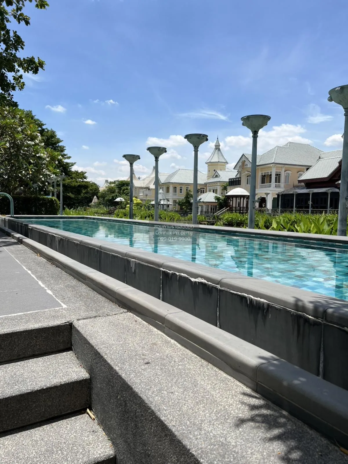 For Sale House , The Royal Residence , corner unit , river view , 3