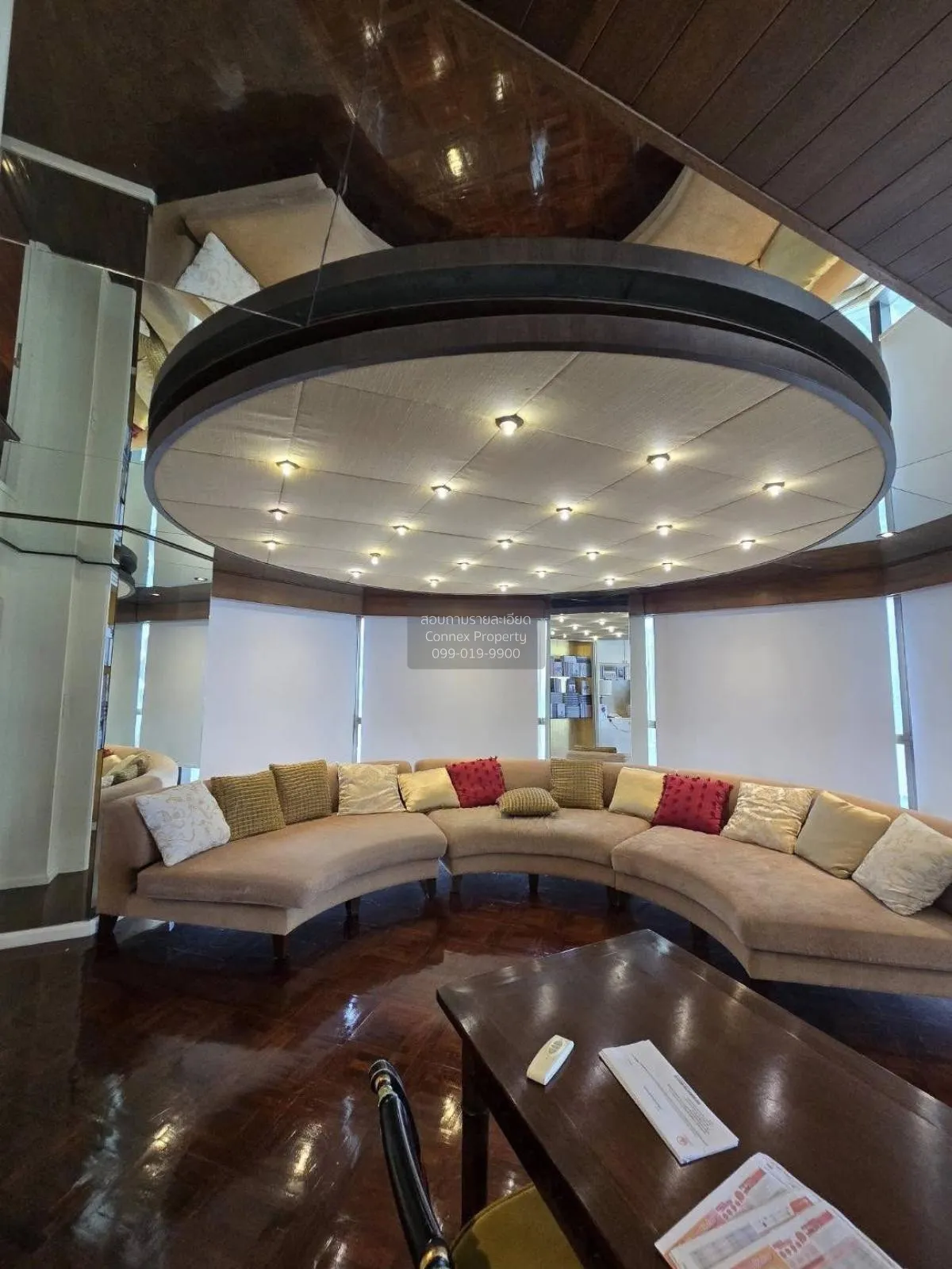 For Rent Condo , State Tower , BTS-Saphan Taksin , Silom , Bang R 1