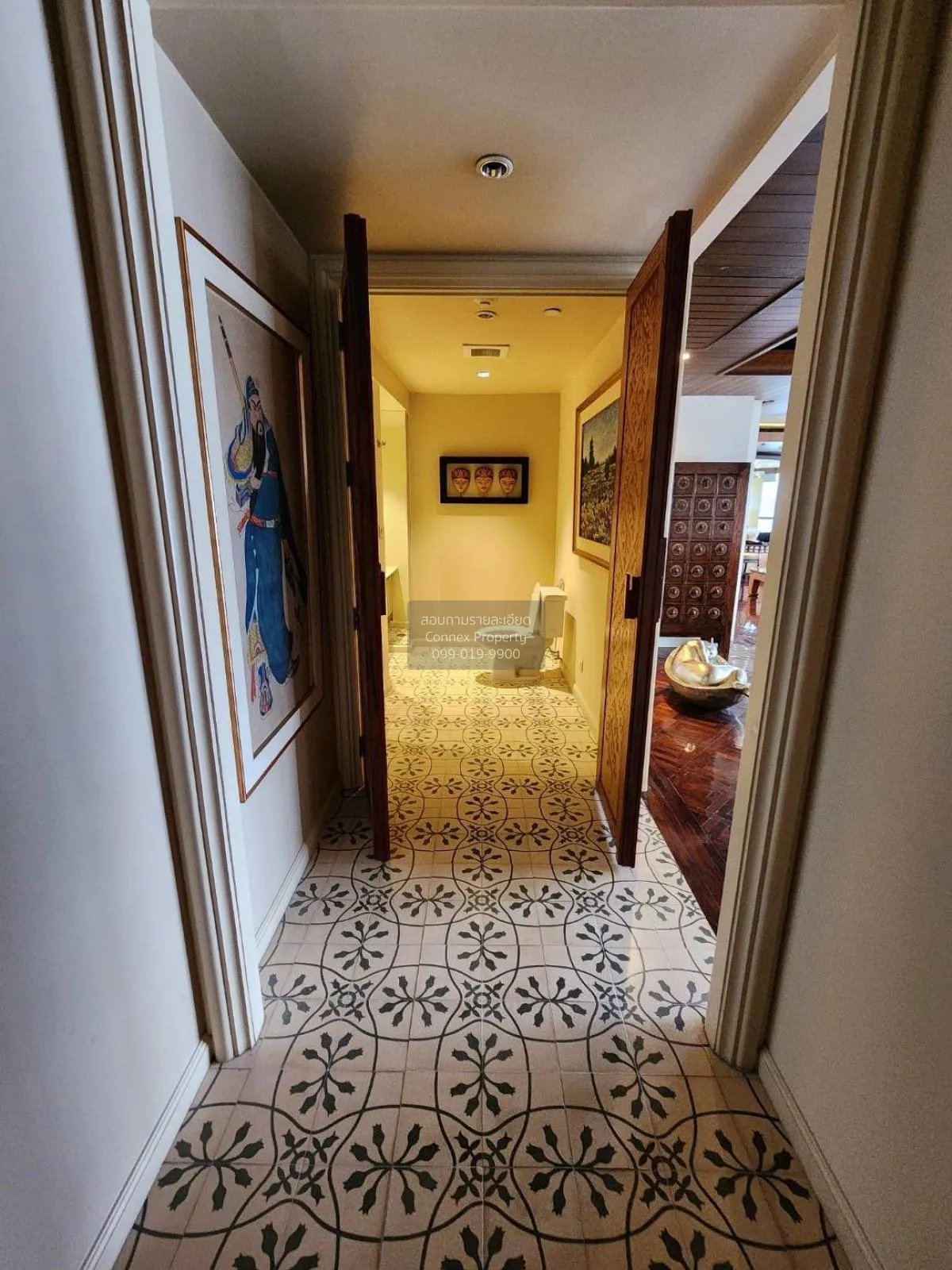 For Rent Condo , State Tower , BTS-Saphan Taksin , Silom , Bang R