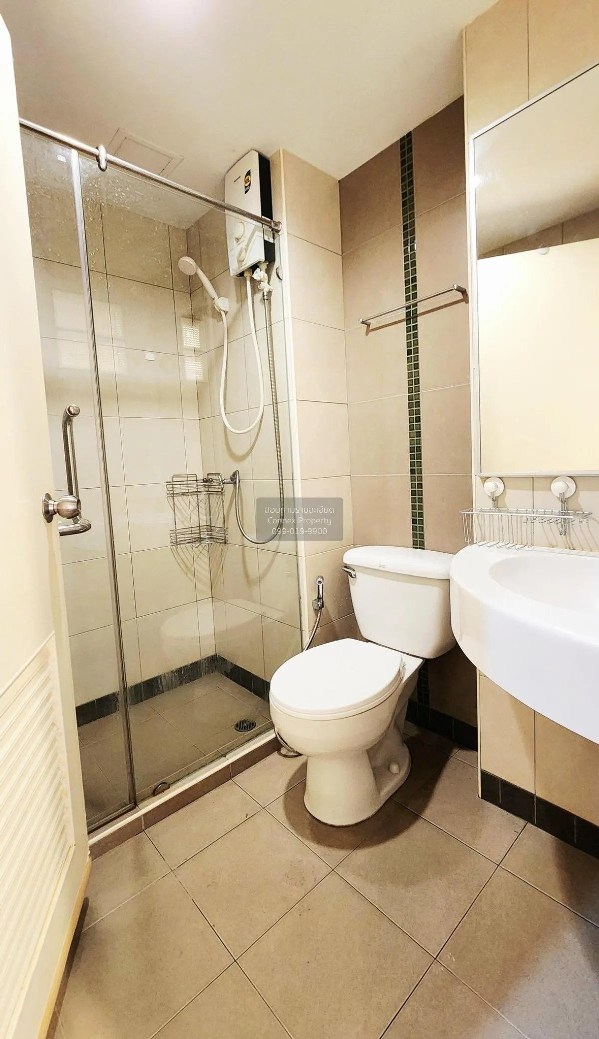 เช่าคอนโด  ลุมพินี คอนโดทาวน์ รามอินทรา - นวมินทร์ คันนายาว เขต ค