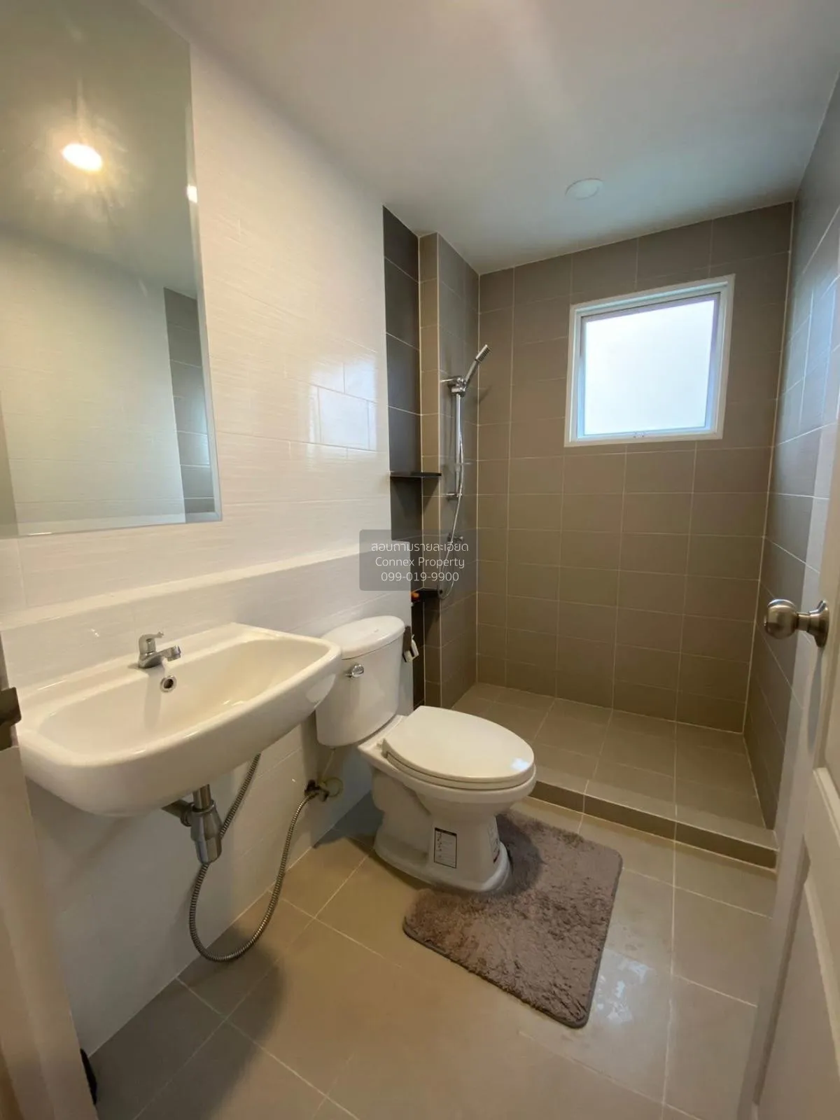 เช่าบ้าน  เซนโทร พหลฯ-วิภาวดี 2 ห้องมุม คลองหนึ่ง คลองหลวง ปทุมธา