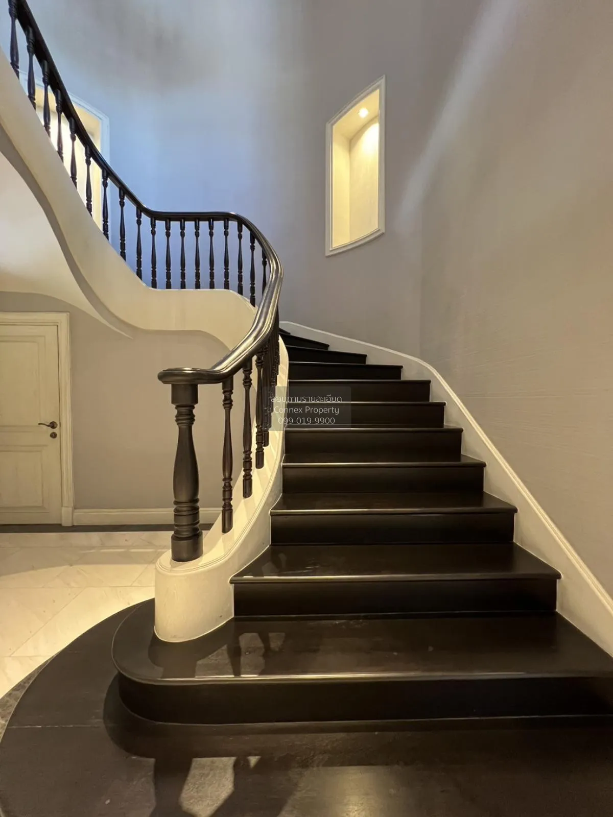 (วิวทะเลสาปหมู่บ้าน) ขายบ้าน  เดอะ รอยัล เรสซิเดนท์ วิวแม่น้ำ จรเ 4