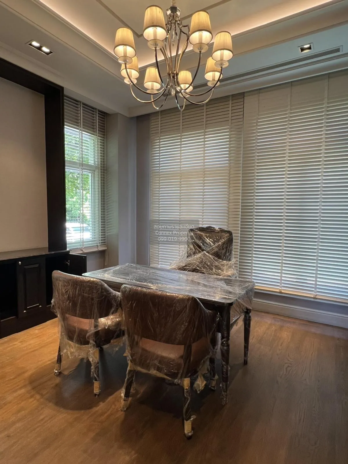 (วิวทะเลสาปหมู่บ้าน) ขายบ้าน  เดอะ รอยัล เรสซิเดนท์ วิวแม่น้ำ จรเ