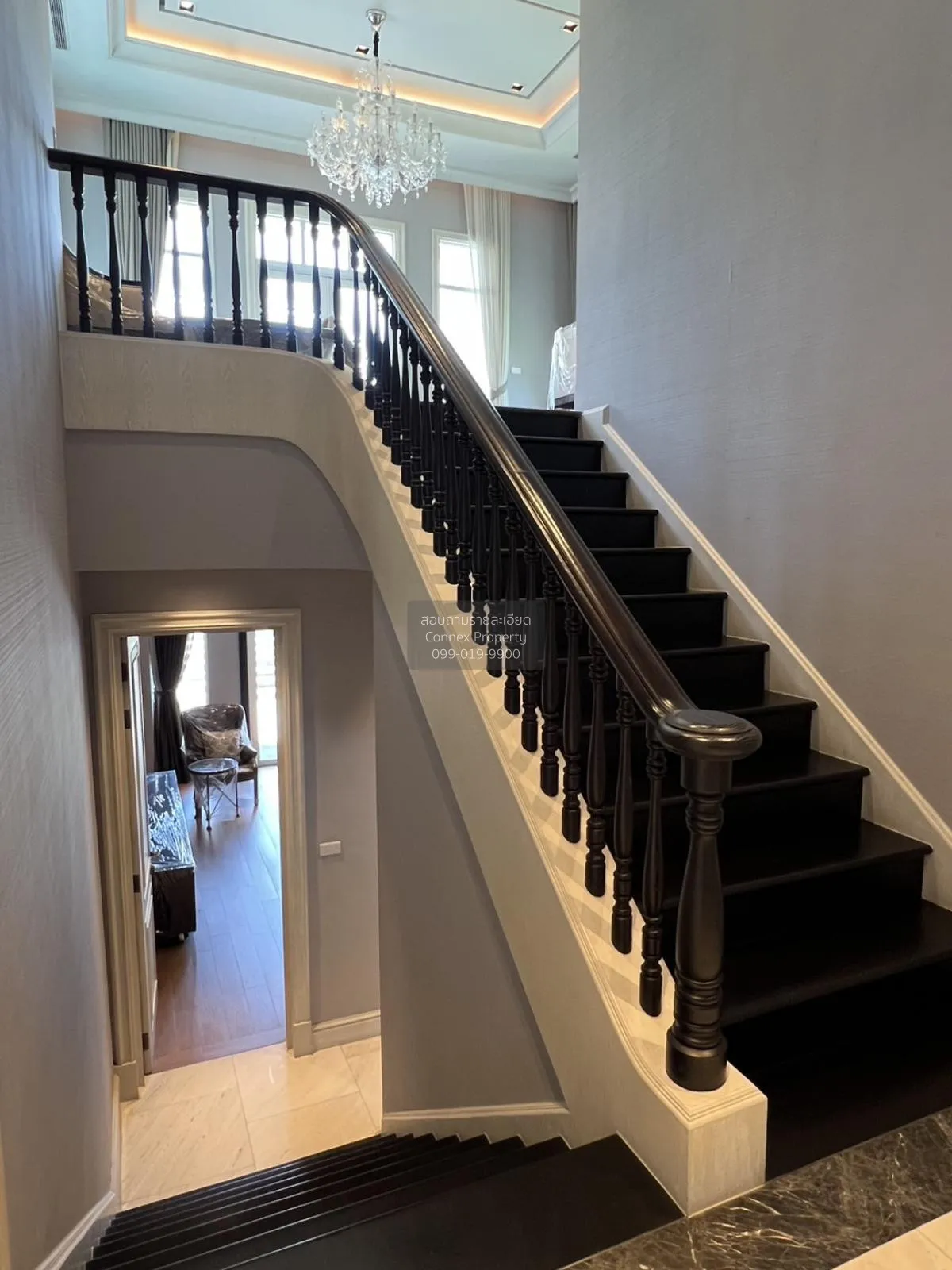 (วิวทะเลสาปหมู่บ้าน) ขายบ้าน  เดอะ รอยัล เรสซิเดนท์ วิวแม่น้ำ จรเ