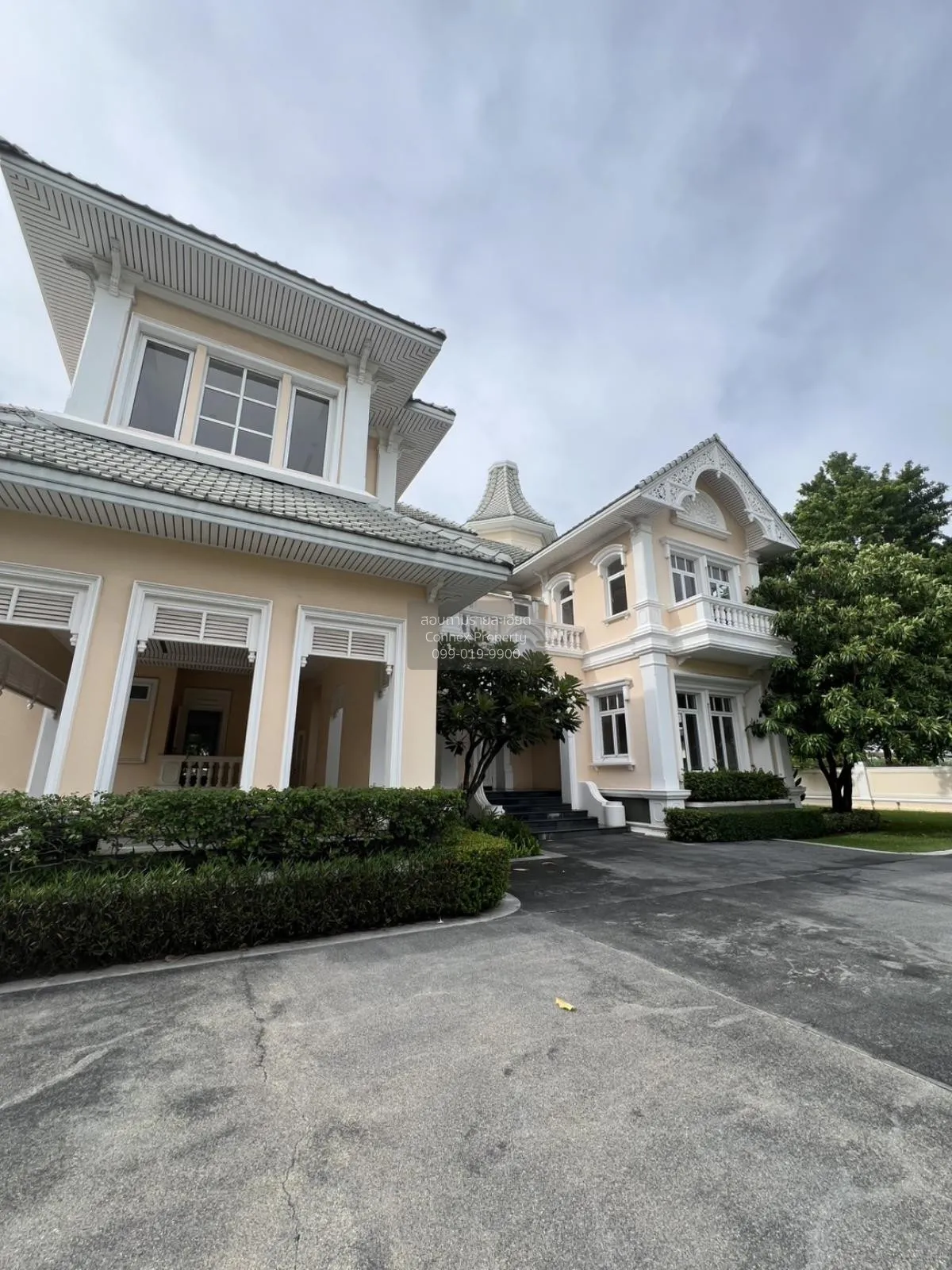 (วิวทะเลสาปหมู่บ้าน หลังมุม) ขายบ้าน  เดอะ รอยัล เรสซิเดนท์ จรเข้ 1