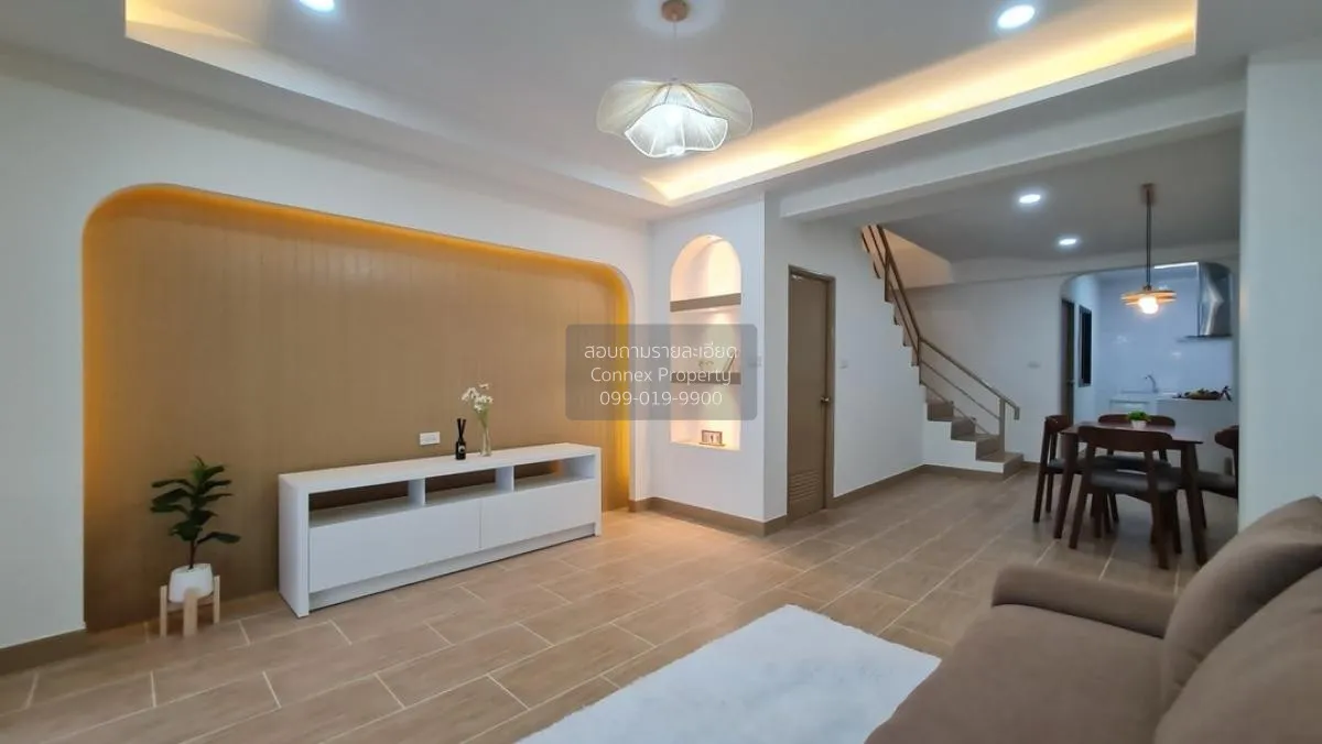 For Sale Townhouse/Townhome  , Manorom 2 , newly renovated , Sam  3
