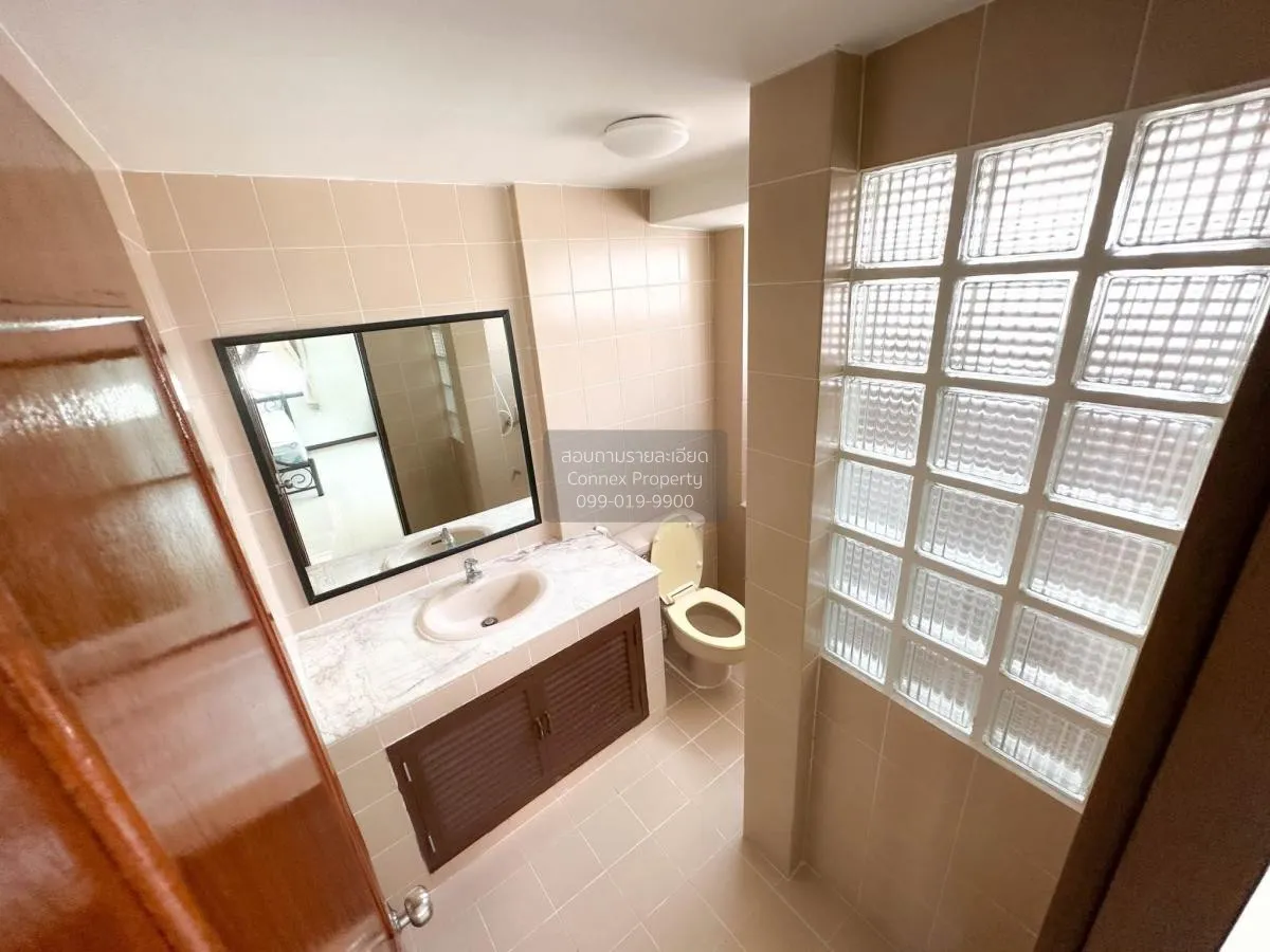 For Rent Townhome for rent, Sukhumvit 101 , newly renovated , Ban