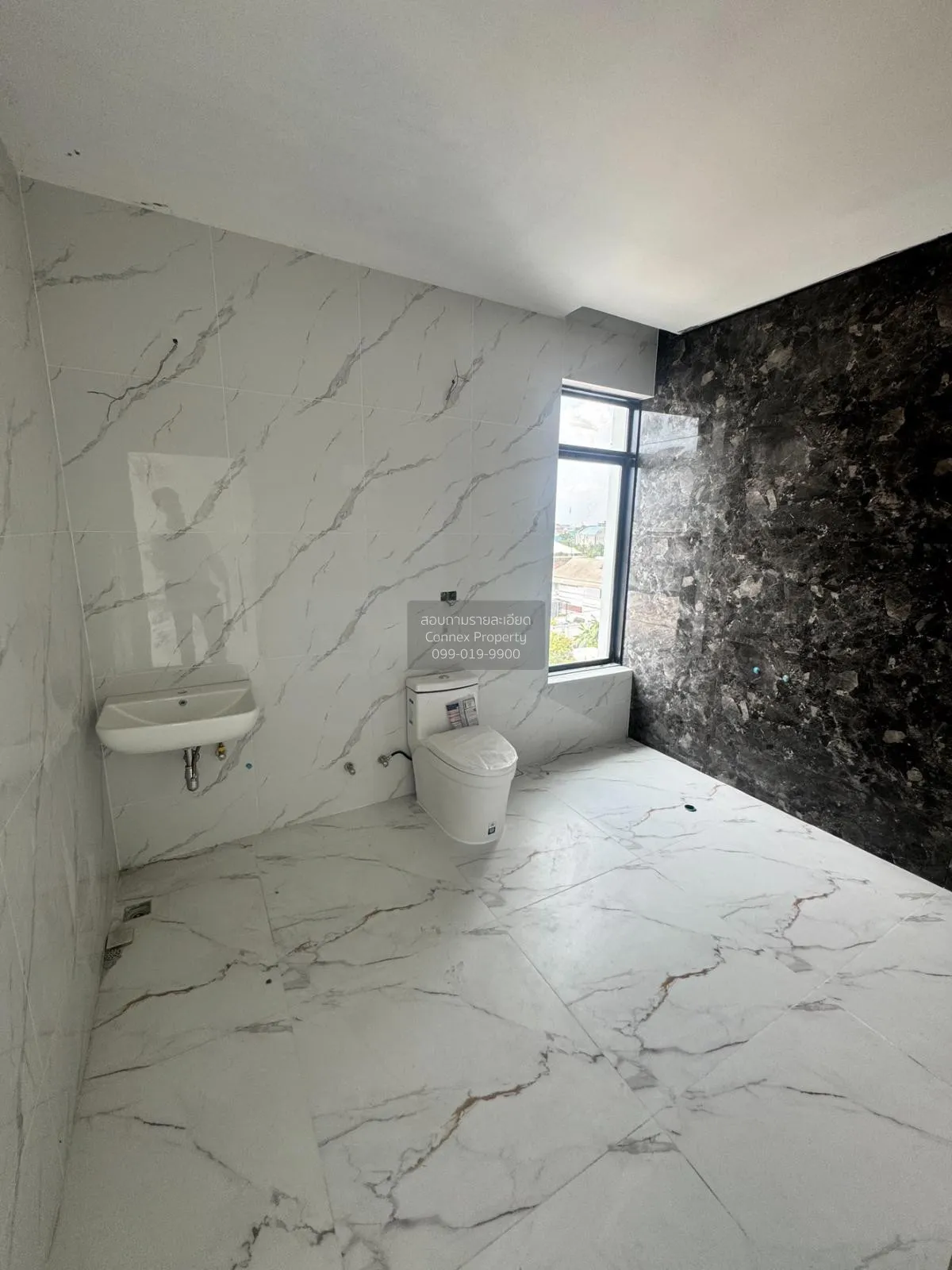 For Rent 5-Storey Mixed-Use Commercial Building , nice view , new