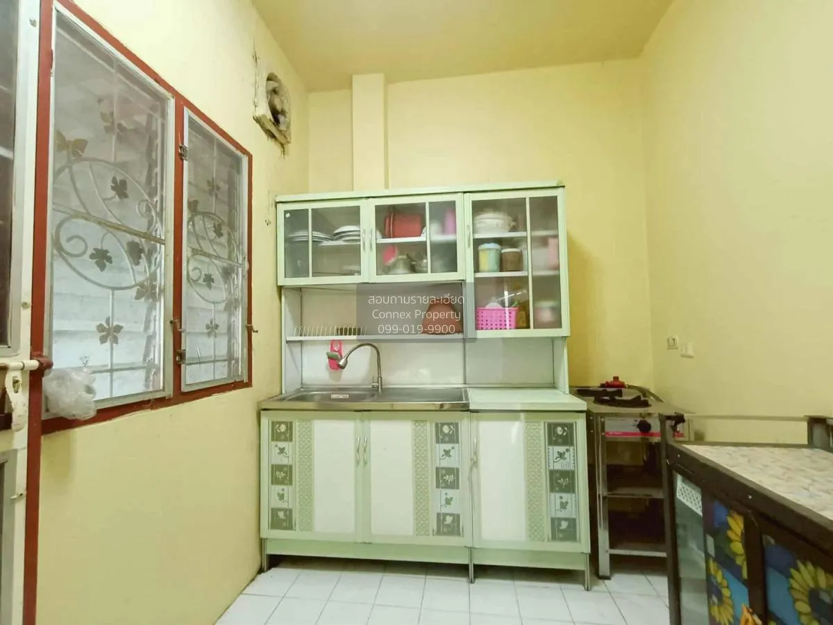 For Sale House , Piyawararom 4 , corner unit , Sai Noi , Sai Noi 