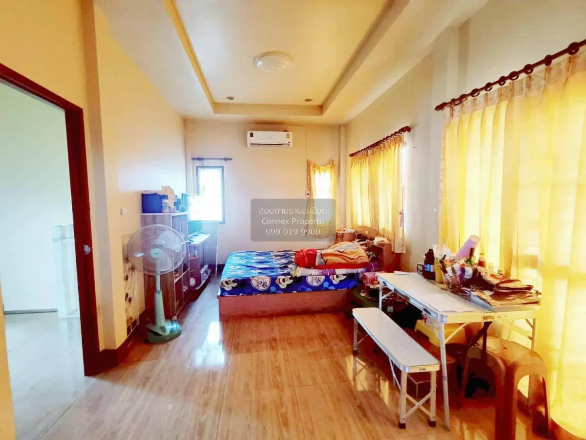 For Sale House , Piyawararom 4 , corner unit , Sai Noi , Sai Noi 