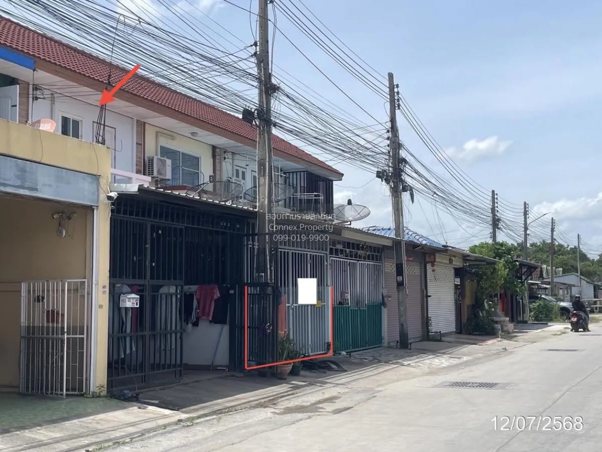 For Sale 2 - storey townhouse area 111 square meters Chonburi , N 2