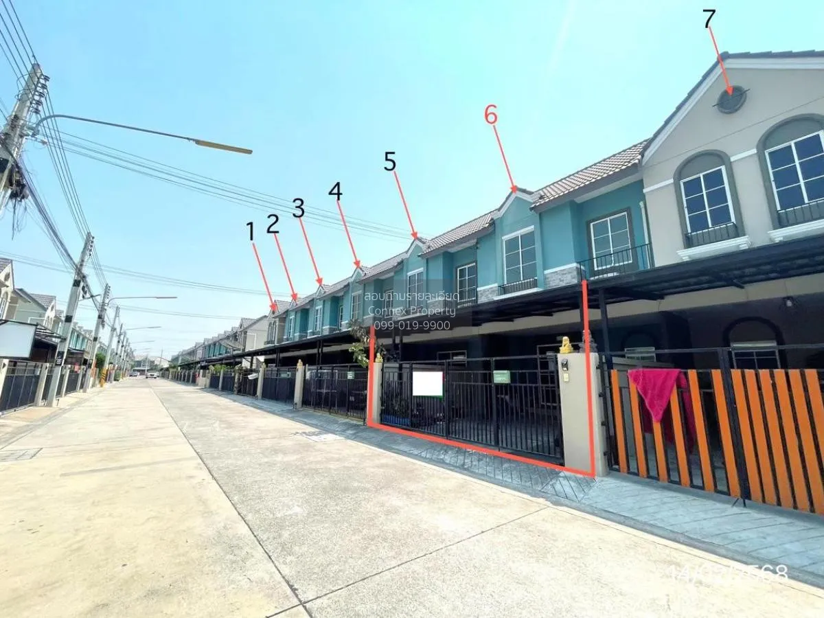 For Sale Townhouse/Townhome  , The Mix Chalet Laemchabang , Bang  3
