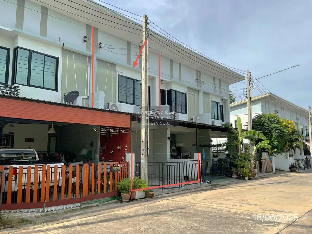 For Sale Townhouse/Townhome  , A Must Borwin , Bo Win , Si Racha  2