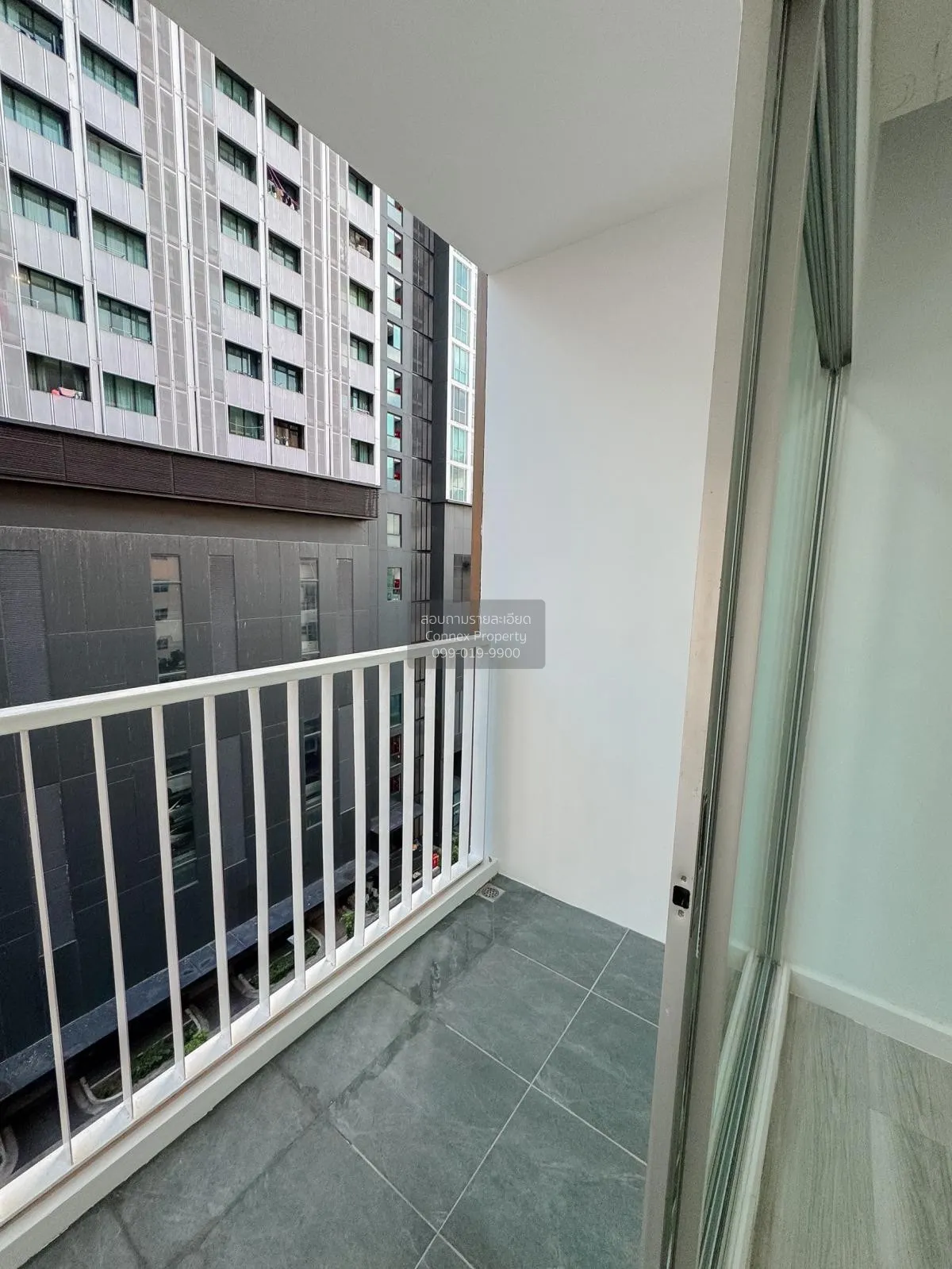 For Sale Condo , A Space Asoke-Ratchada , corner unit , MRT-Phra 