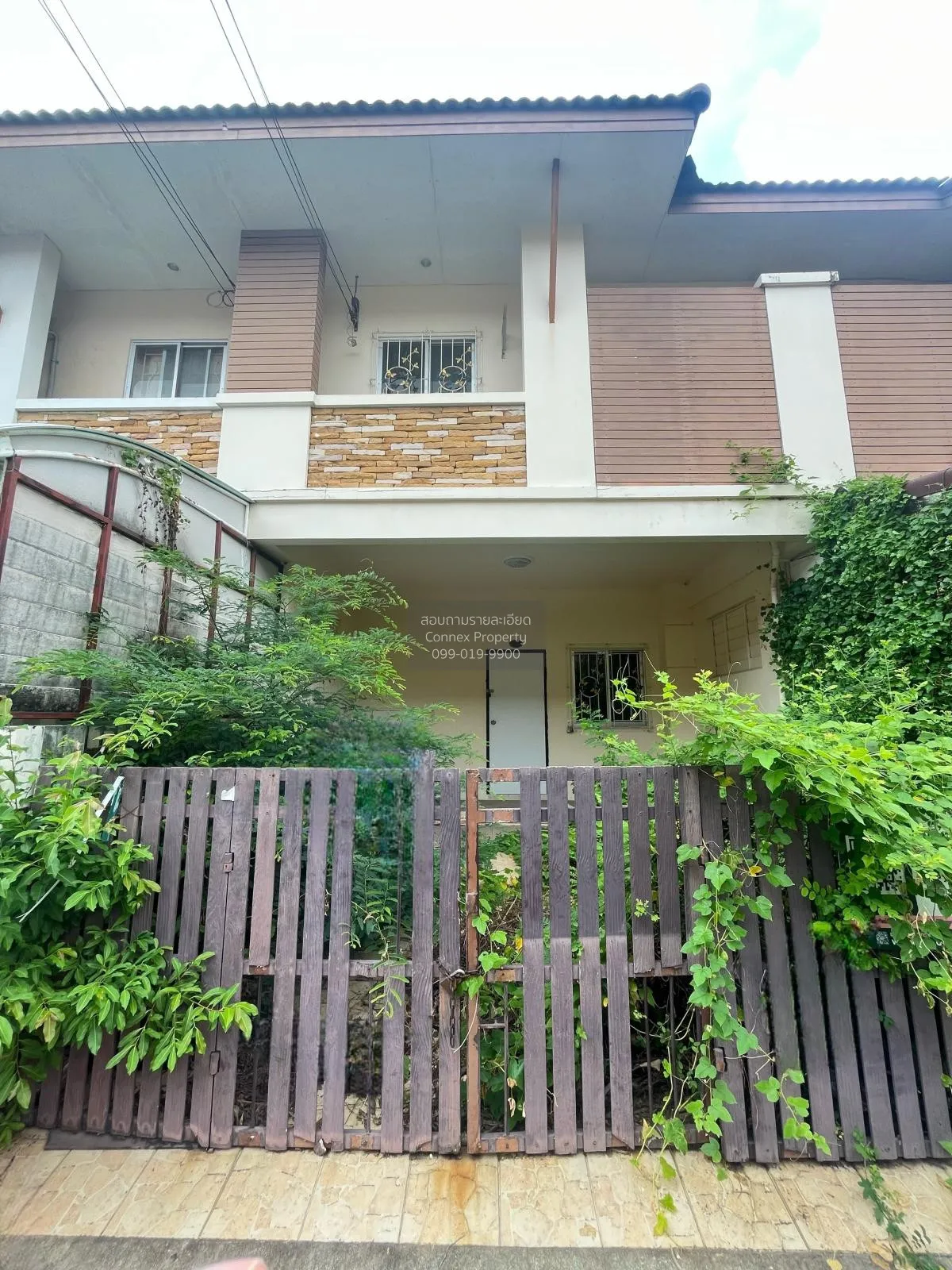 For Sale Townhouse/Townhome  , Kanda Park Rama 2 , wide frontage  1